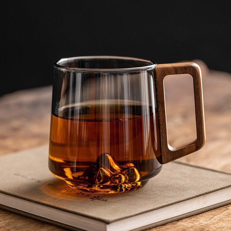 Modern Glass Cup with Wooden Accent - I Love Goods