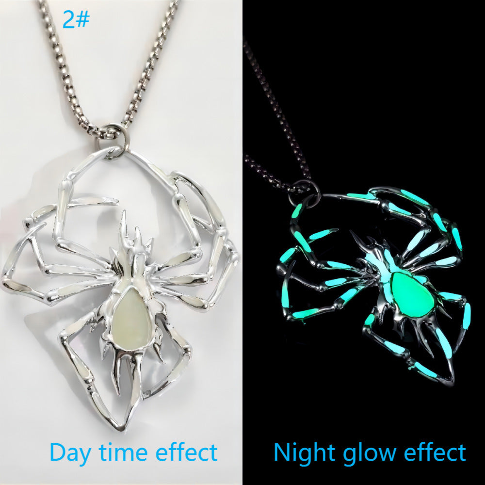 Glow-in-the-Dark Spider Necklace - I Love Goods